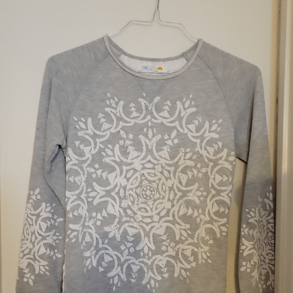 C&C California Gray and White Patterned Sweatshirt